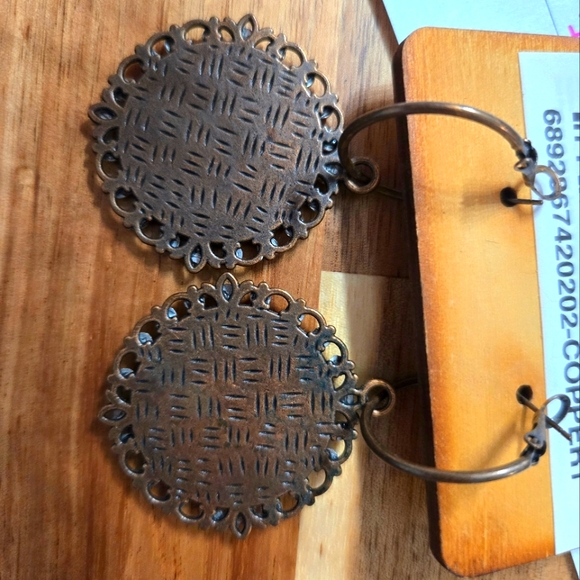 Homemade recycled Earring ~Real Authentic Louis Vuitton~ - Picture 2 of 2